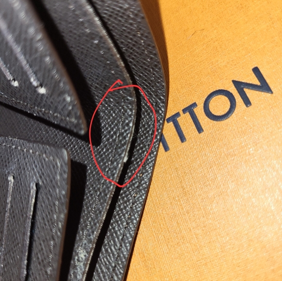 Louis Vuitton damier Checkered Slender Wallet - Picture 7 of 9